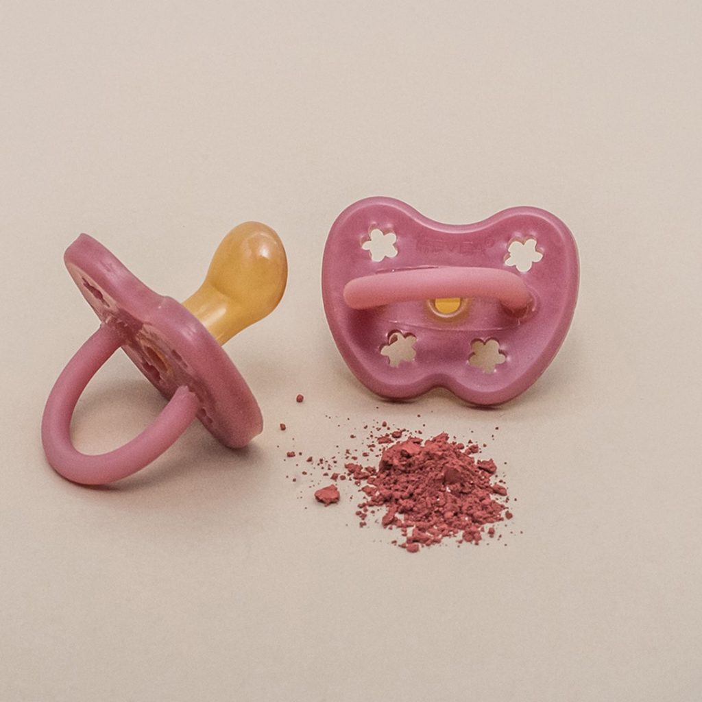 Luonnonkumitutti_värillinen_HEVEA_Colourful Pacifier_10